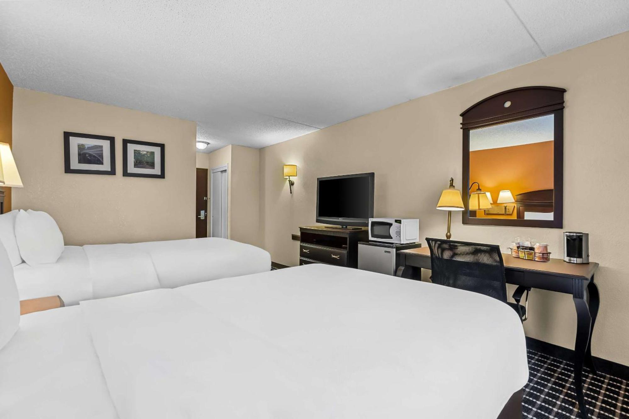 Comfort Inn & Suites Somerset - New Brunswick Exteriör bild