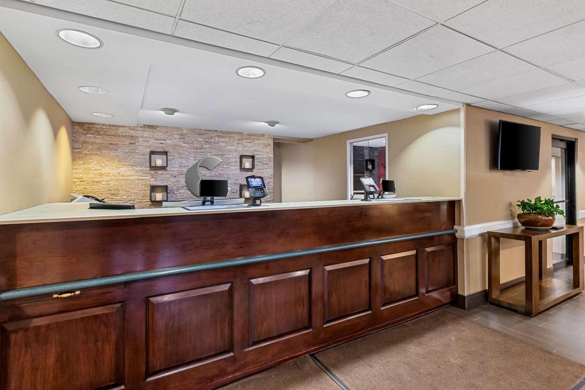 Comfort Inn & Suites Somerset - New Brunswick Exteriör bild